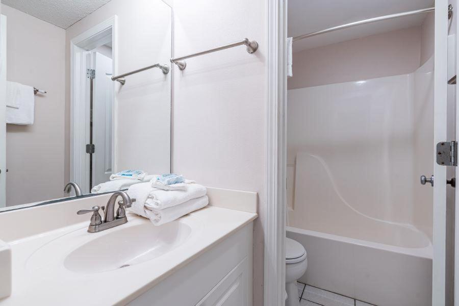 Legacy 102 Villa กัลฟ์ชอร์ส ภายนอก รูปภาพ